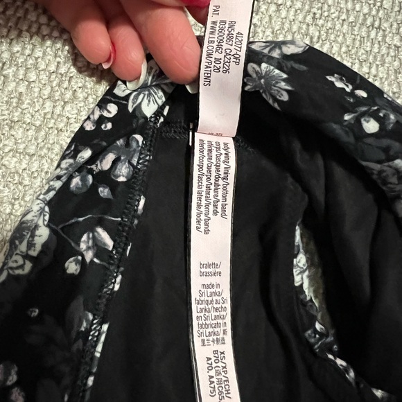 Victoria Secret bralette - Picture 5 of 6